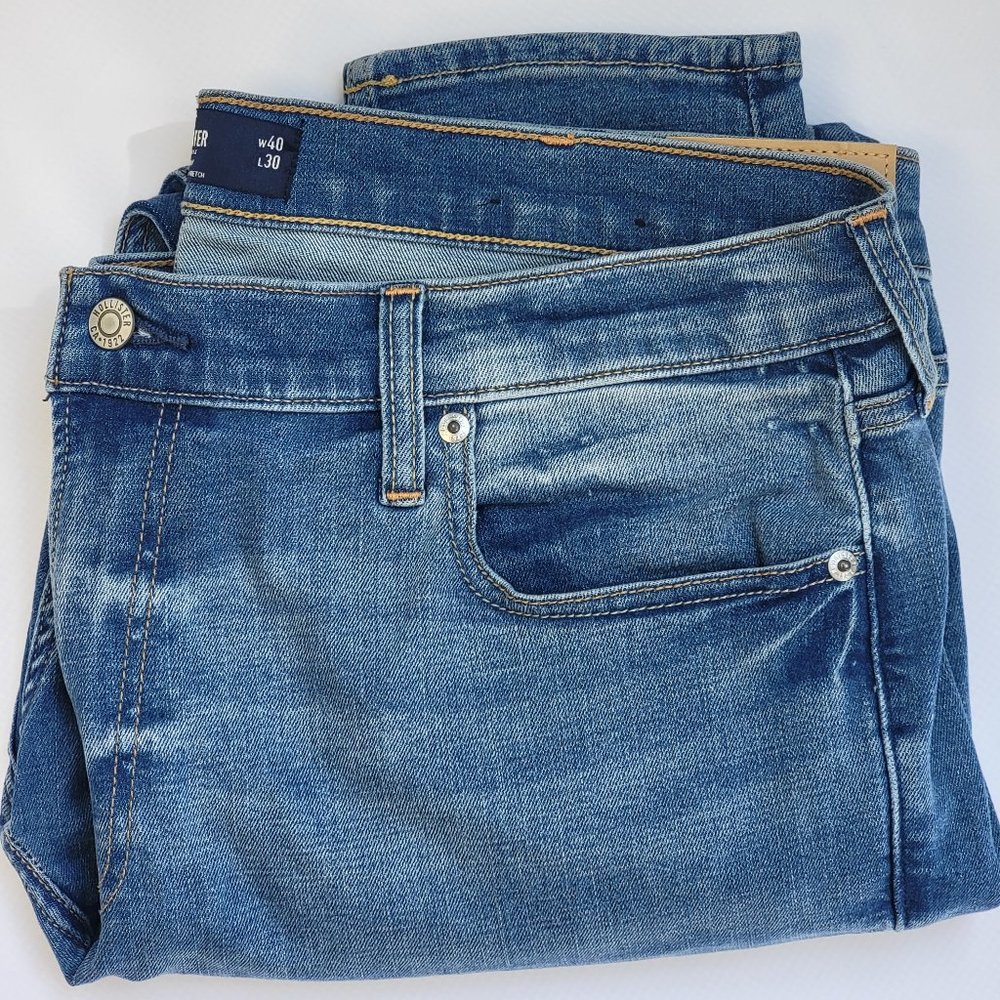 Hollister Skinny Jeans SOLD